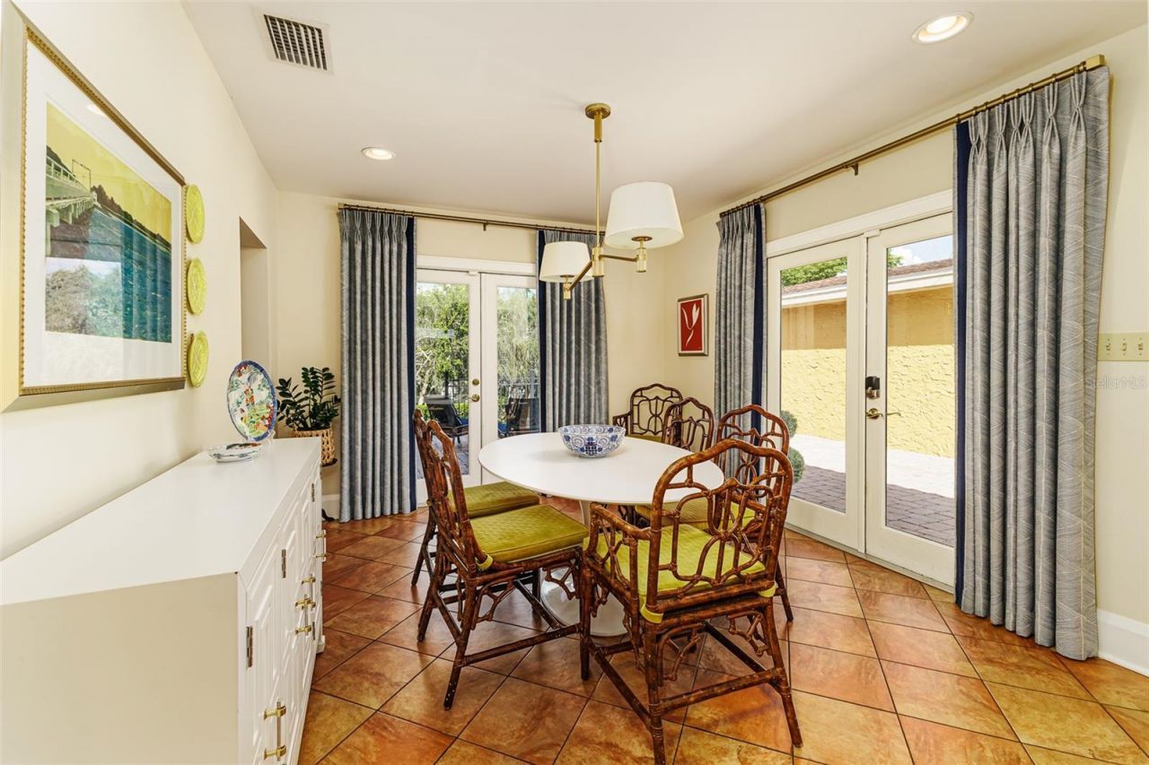 327 Miramar Road, Lakeland, FL 33803 Photo