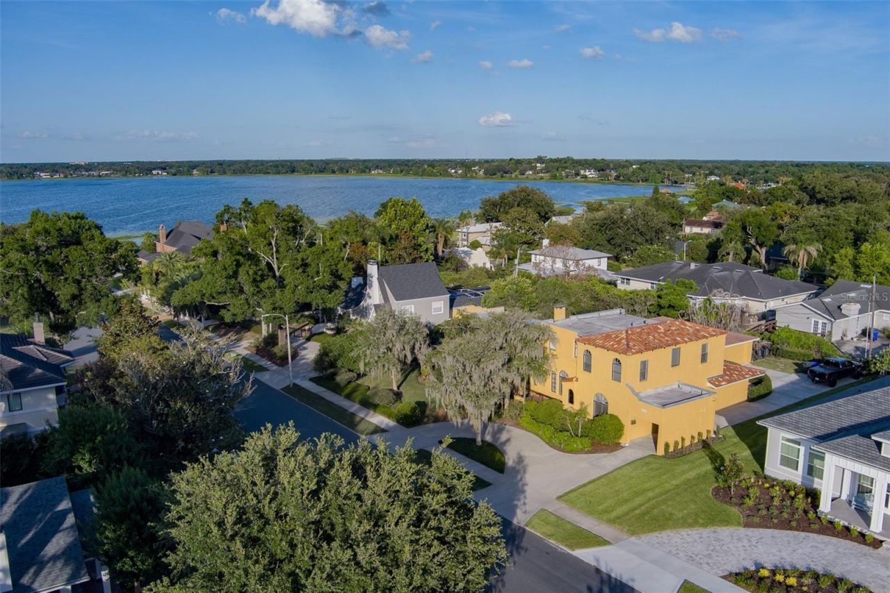 327 Miramar Road, Lakeland, FL 33803 Photo