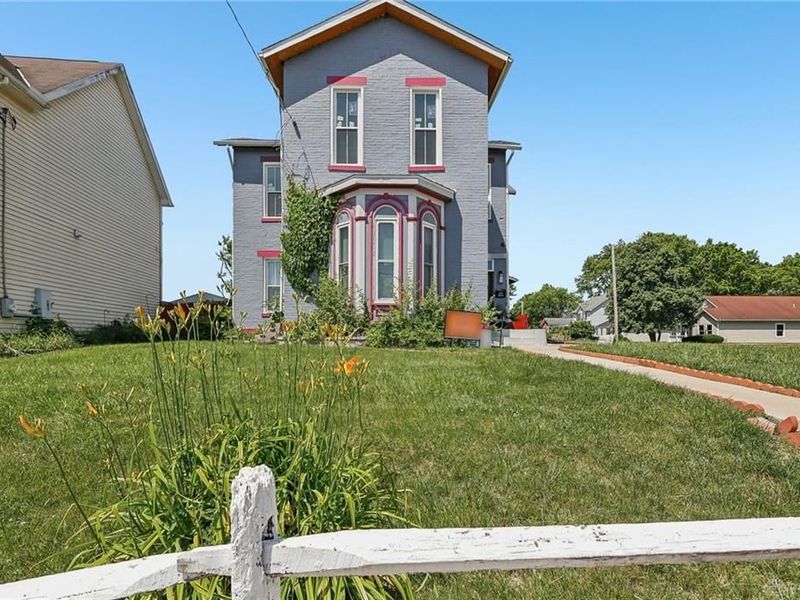 33 N Paul Laurence Dunbar Street, Dayton, OH 45402 Photo 1