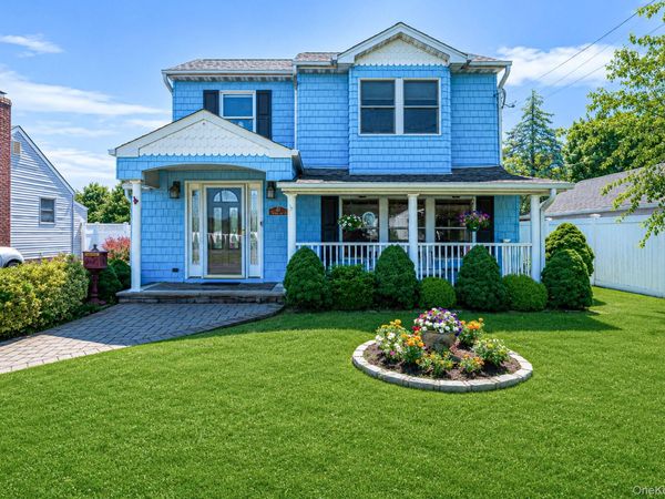 61 N Ocean Avenue , Islip, NY 11751
