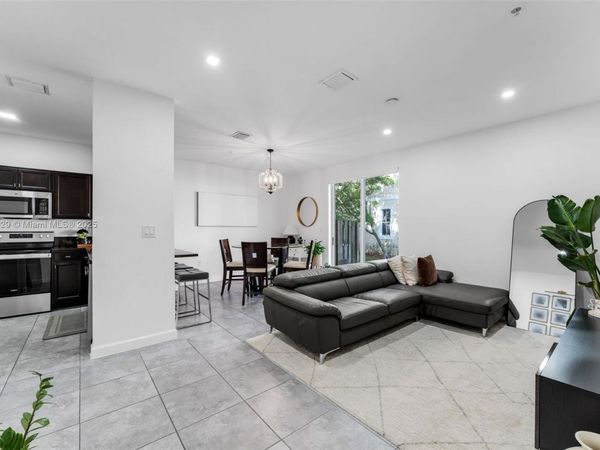 134 SE 28th Ter , Unit 10, Homestead, FL 33033