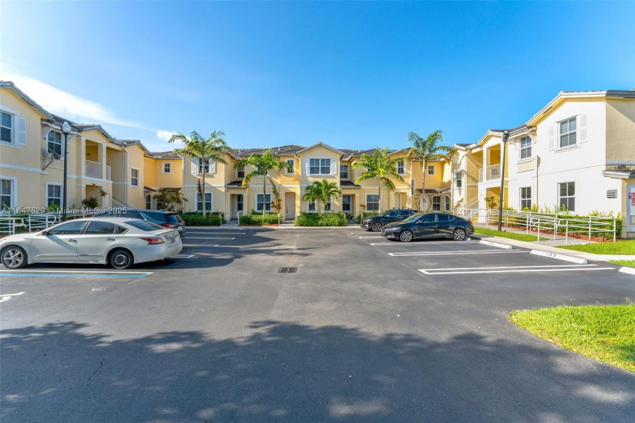 134 SE 28th Ter , Unit 10, Homestead, FL 33033 Photo