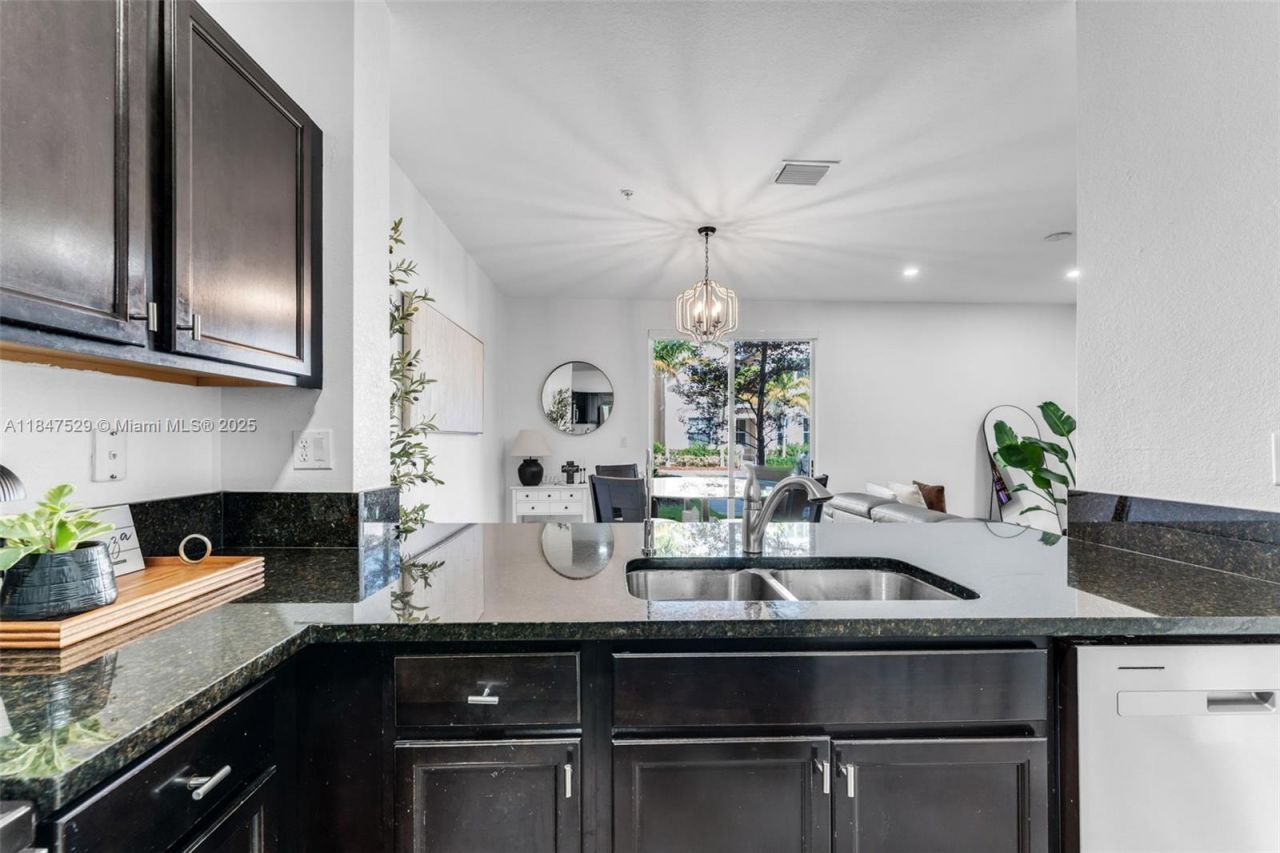 134 SE 28th Ter , Unit 10, Homestead, FL 33033 Photo
