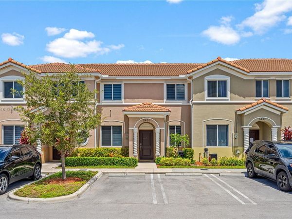 2431 SE 10th Ct , Homestead, FL 33035