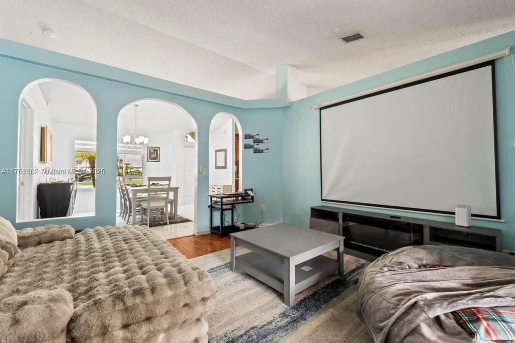 155 Kings Way , Royal Palm Beach, FL 33411 Photo