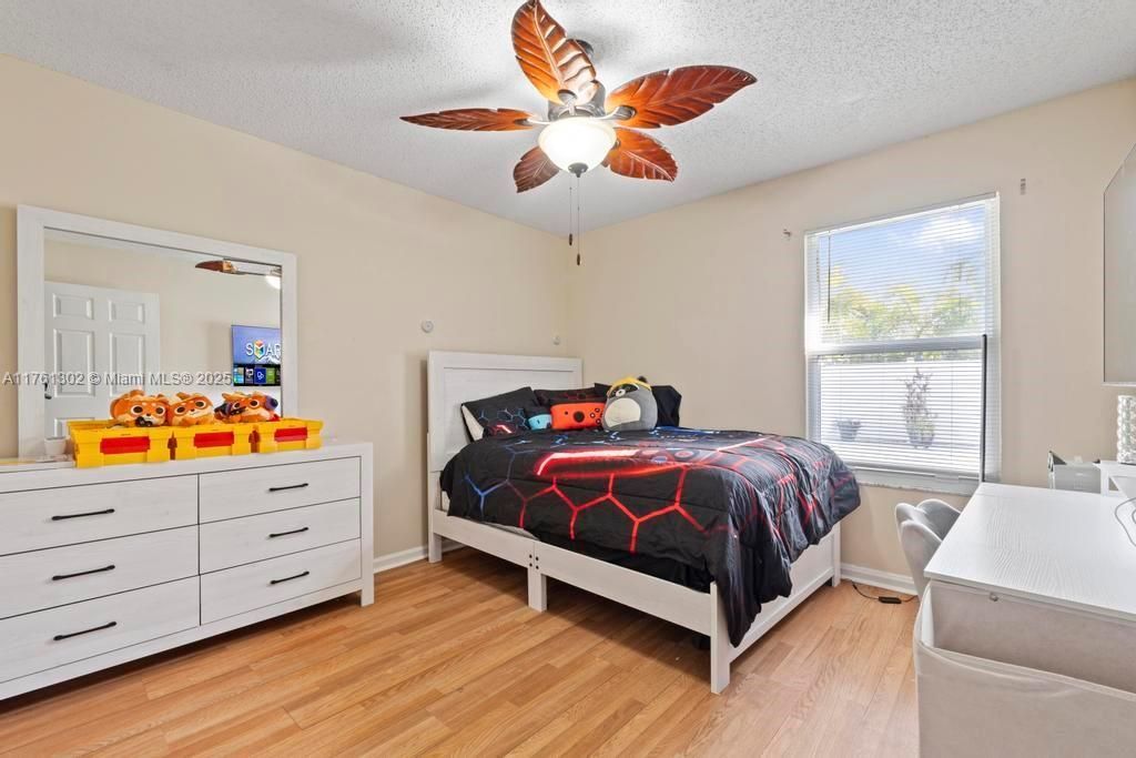 155 Kings Way , Royal Palm Beach, FL 33411 Photo