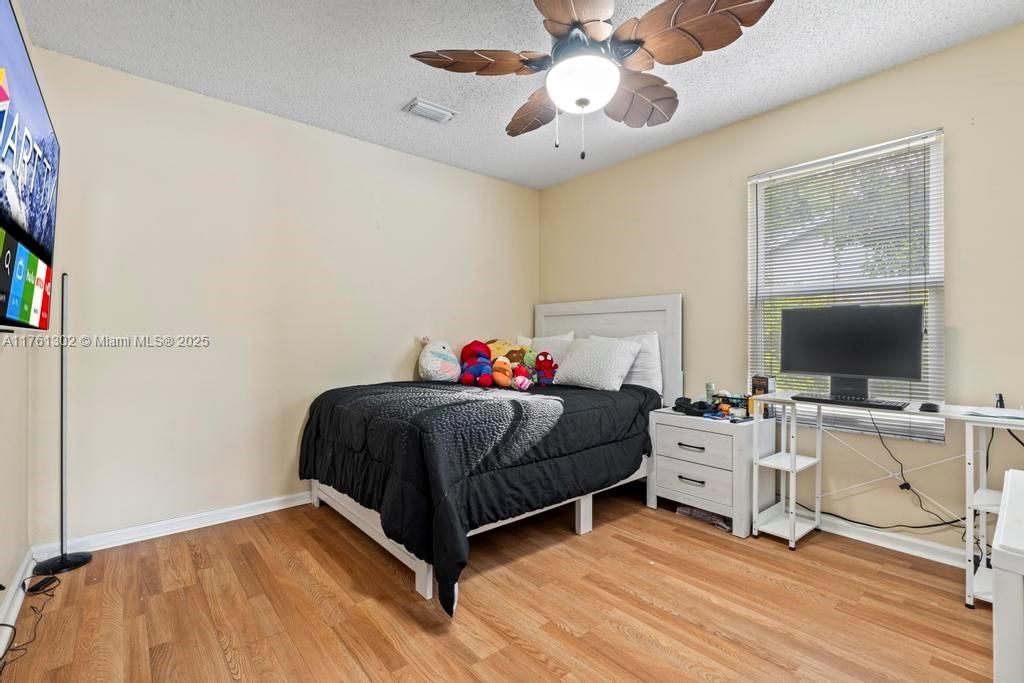 155 Kings Way , Royal Palm Beach, FL 33411 Photo