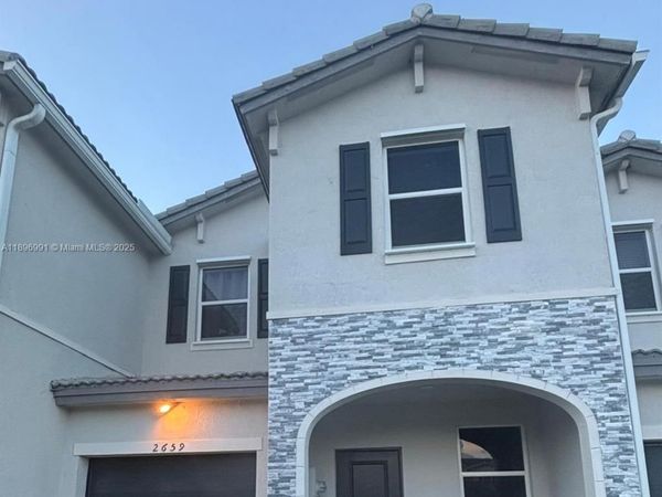 2659 SE 11th St , Homestead, FL 33035