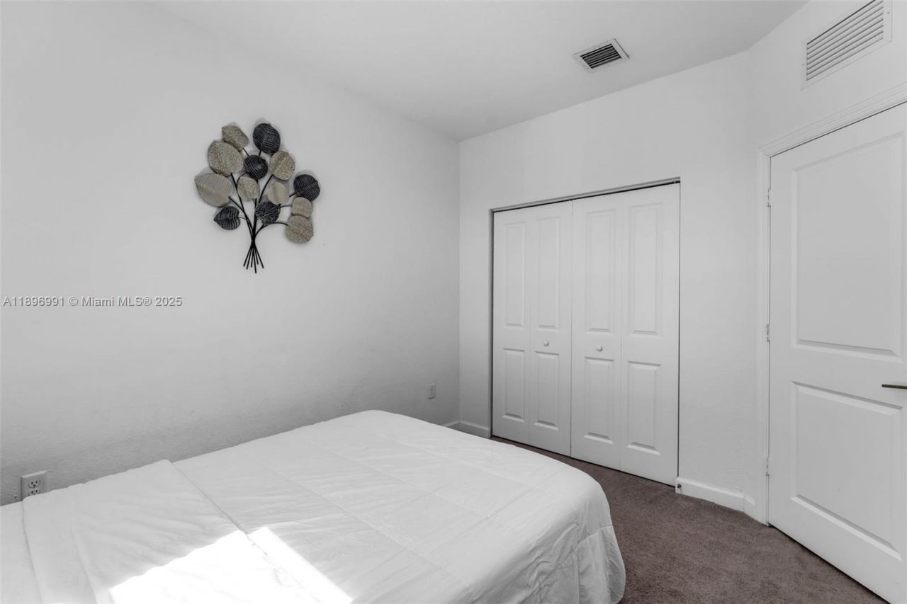 2659 SE 11th St , Homestead, FL 33035 Photo