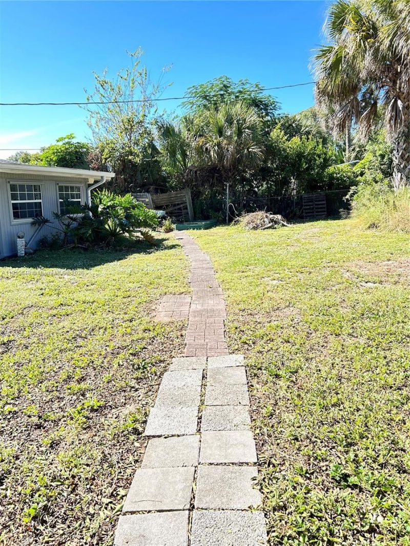 118 Bougainvillea Dr , Rockledge, FL 32955 Photo