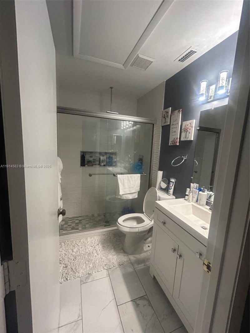 1025 Green Pine Blvd , Unit B, West Palm Beach, FL 33409 Photo