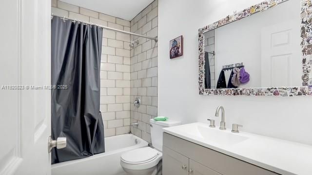 1041 NW 24th Ter , Fort Lauderdale, FL 33311 Photo