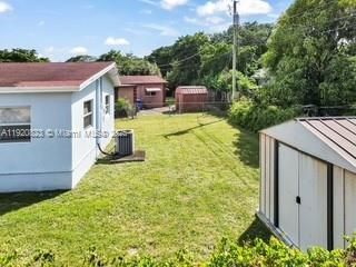 1041 NW 24th Ter , Fort Lauderdale, FL 33311 Photo