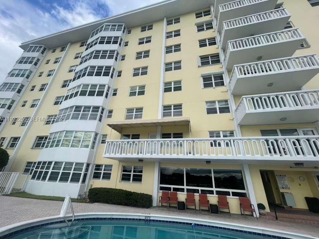 2500 NE 48th Ln , Unit 301, Fort Lauderdale, FL 33308 Photo