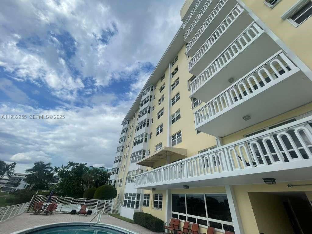 2500 NE 48th Ln , Unit 301, Fort Lauderdale, FL 33308 Photo