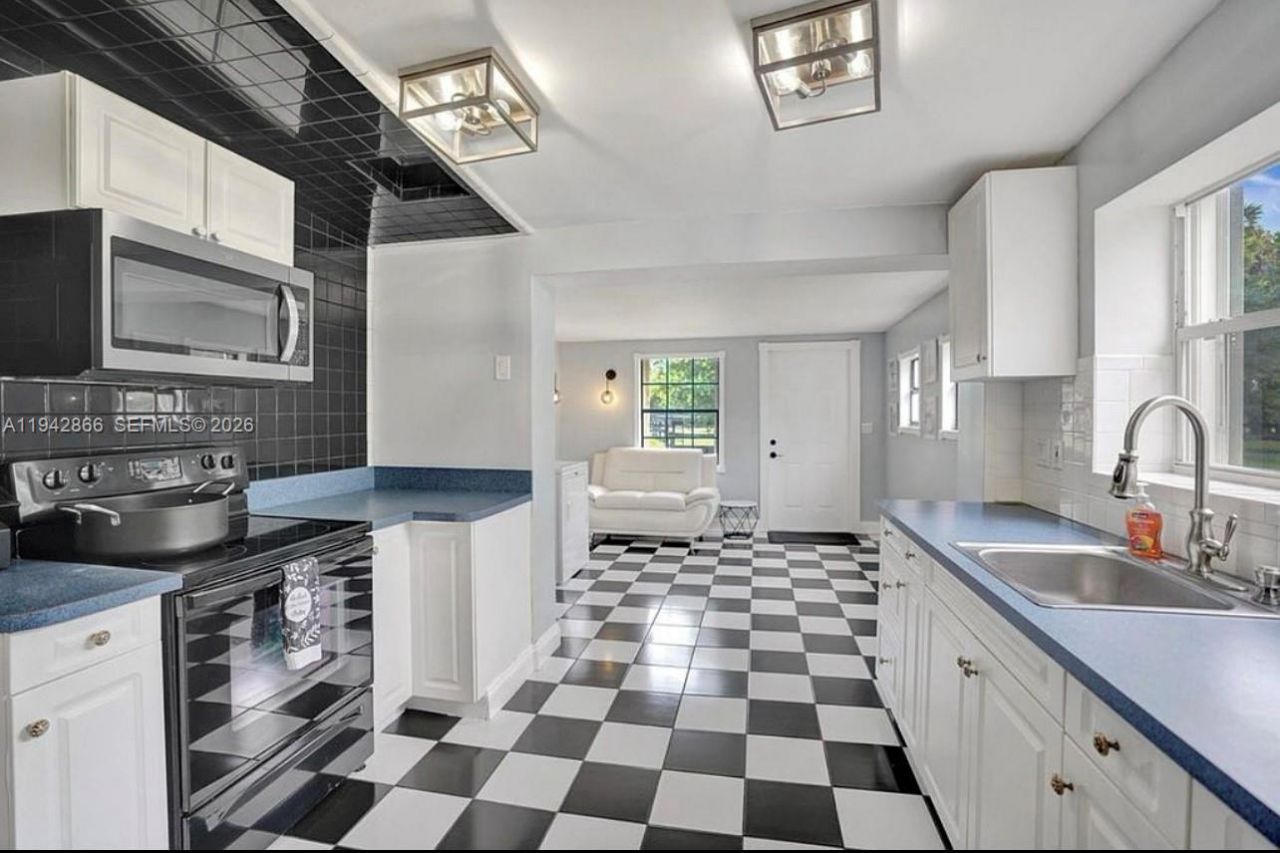 502 Rambling Drive Cir , Wellington, FL 33414 Photo
