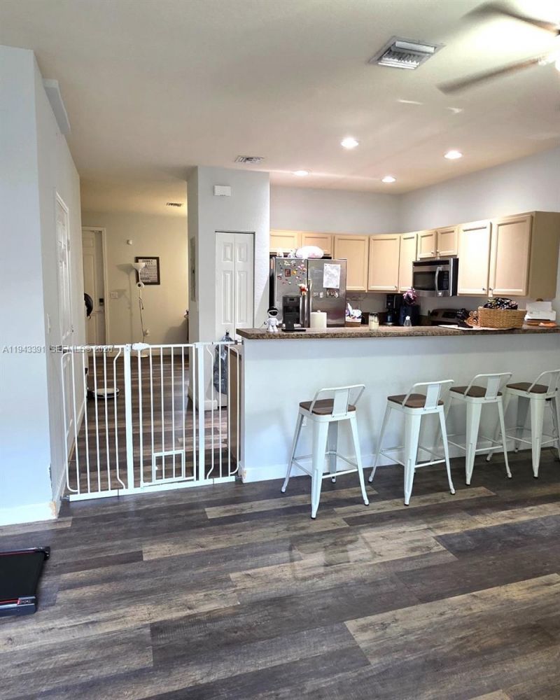 3203 SE 7th St , Homestead, FL 33033 Photo