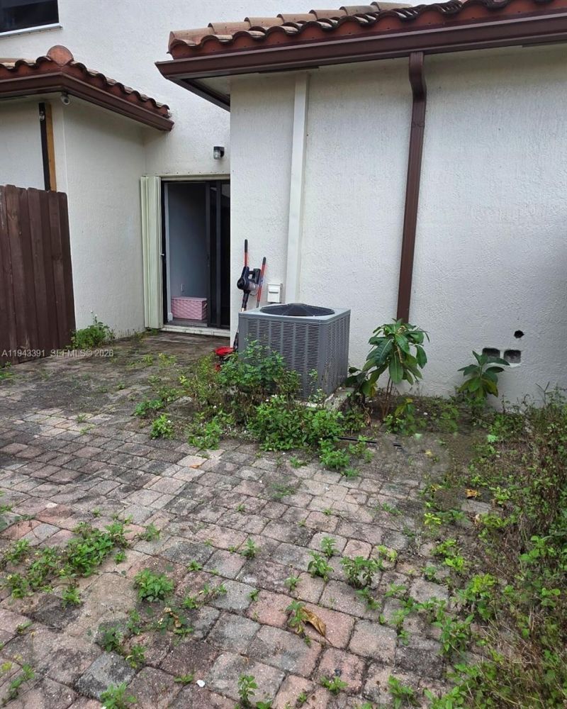 3203 SE 7th St , Homestead, FL 33033 Photo