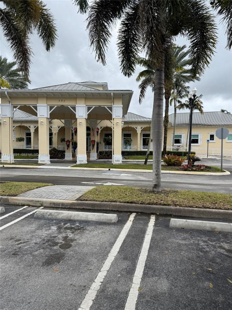 3203 SE 7th St , Homestead, FL 33033 Photo