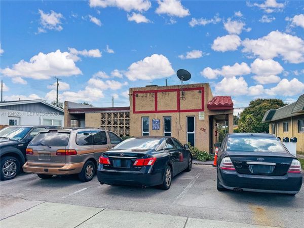635 NW 22nd Rd , Fort Lauderdale, FL 33311