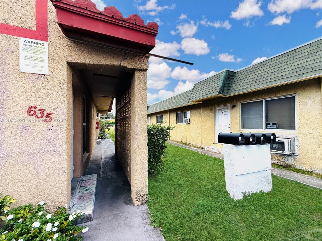 635 NW 22nd Rd , Fort Lauderdale, FL 33311 Photo