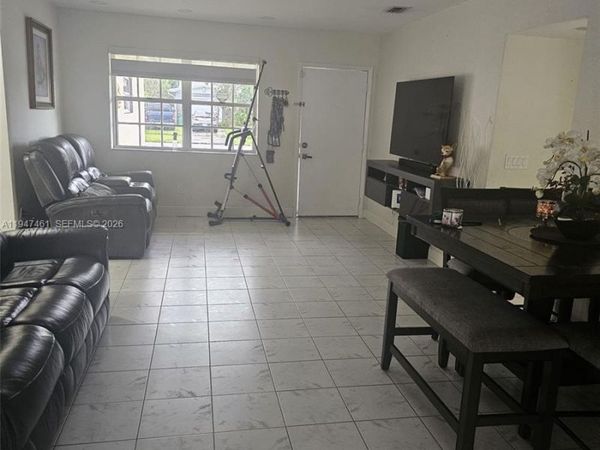 8930 SW 197th Ter , Cutler Bay, FL 33157