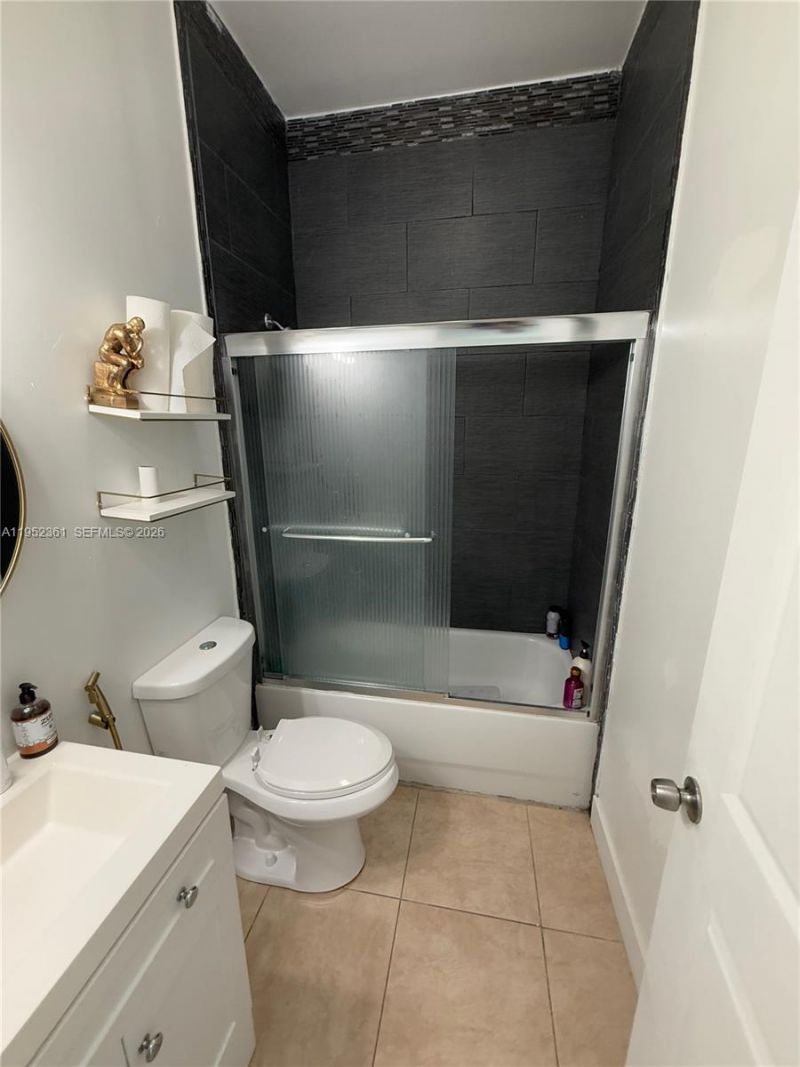12202 SW 216th St , Miami, FL 33170 Photo