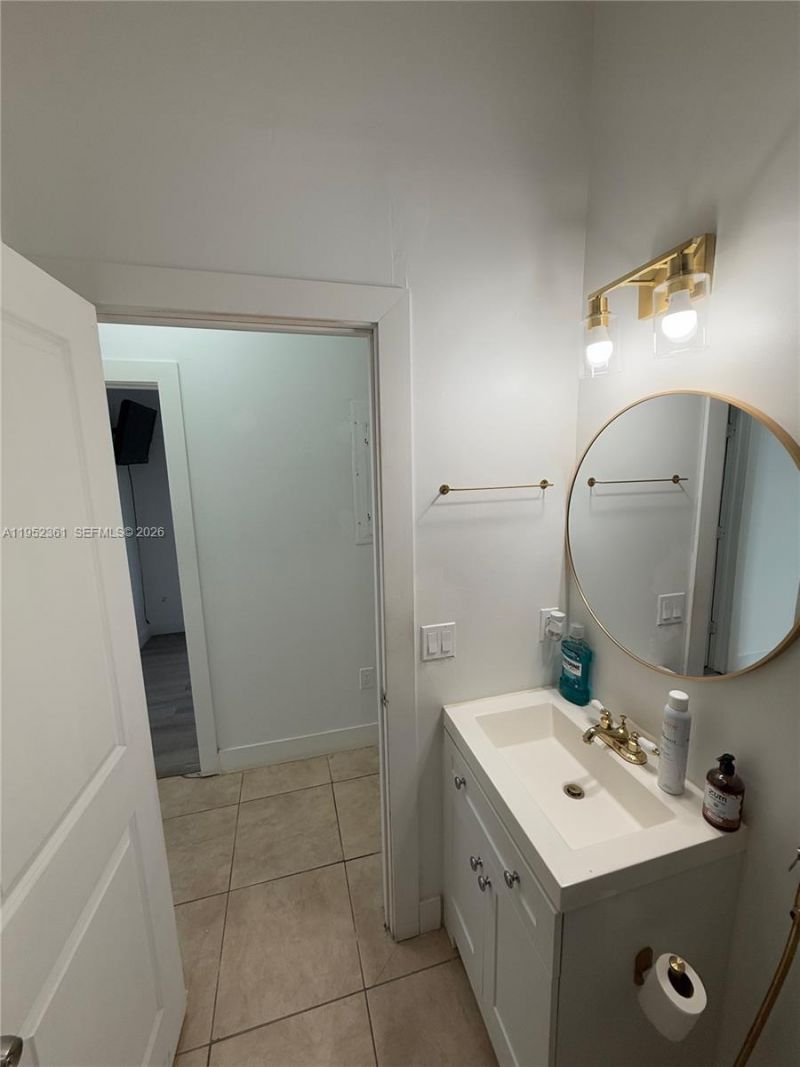 12202 SW 216th St , Miami, FL 33170 Photo