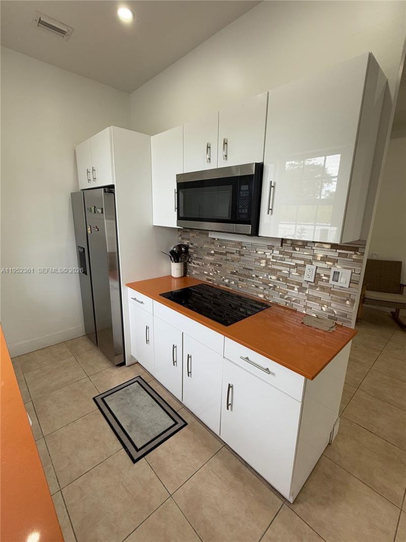 12202 SW 216th St , Miami, FL 33170 Photo