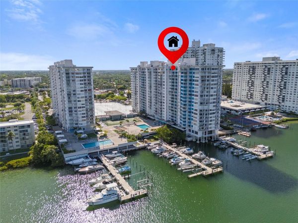 18061 Biscayne Blvd , Unit 1701, Aventura, FL 33160