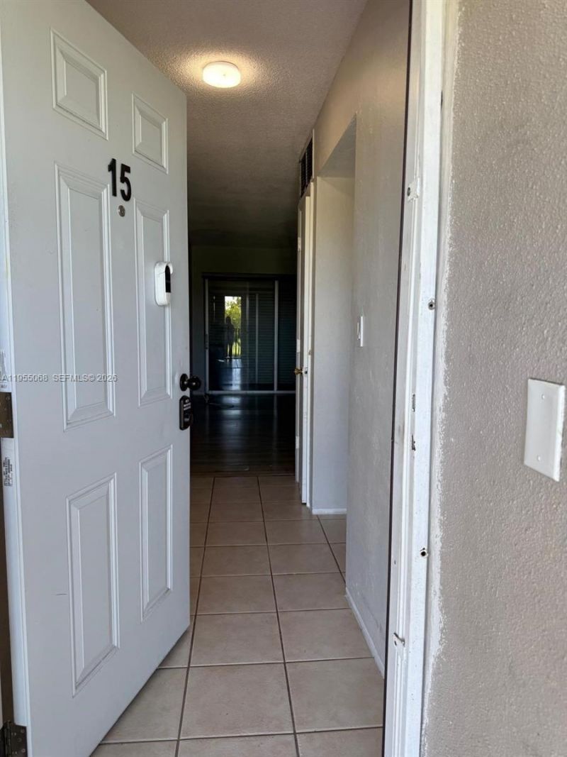 20490 NW 7th Ave, Unit 15, Miami Gardens, FL 33169 Photo