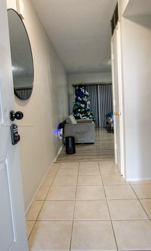20490 NW 7th Ave , Unit 15, Miami Gardens, FL 33169 Photo