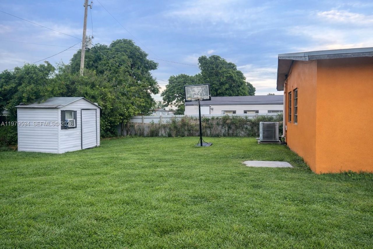 631 Jann Ave , Opa Locka, FL 33054 Photo