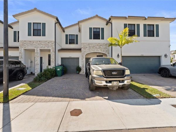 12958 SW 231st St , Miami, FL 33170