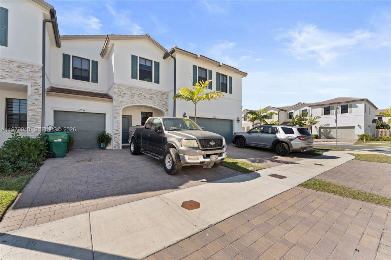 12958 SW 231st St , Miami, FL 33170 Photo