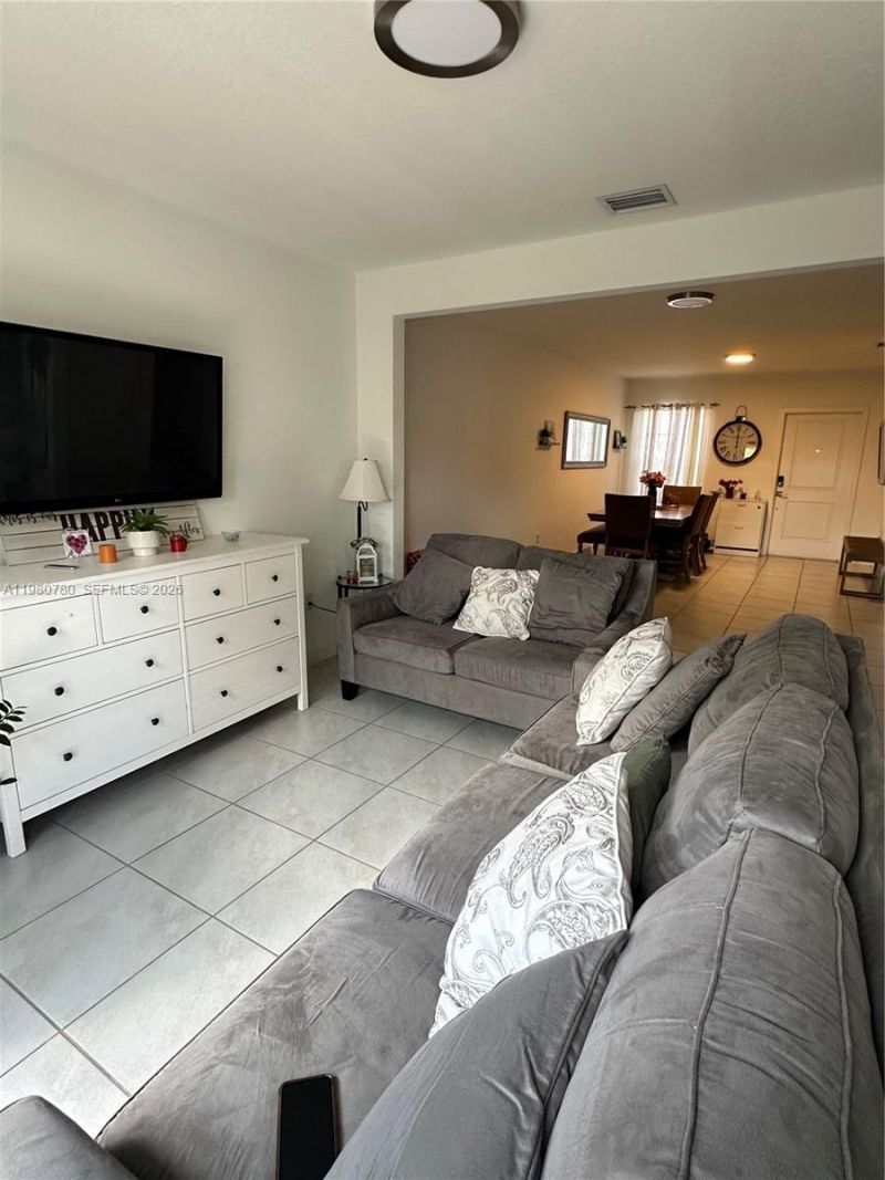 497 NE 4th St , Florida City, FL 33034 Photo