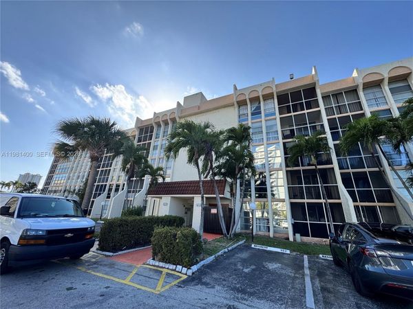 701 Three Islands Blvd , Unit 103, Hallandale Beach, FL 33009