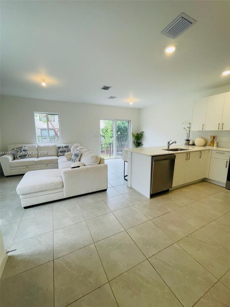 5000 SW 37th St , Pembroke Park, FL 33023 Photo