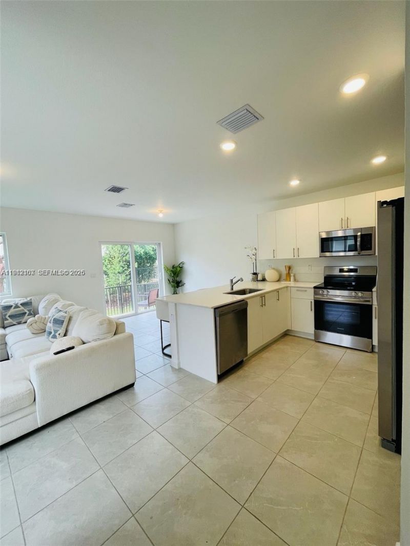 5000 SW 37th St , Pembroke Park, FL 33023 Photo