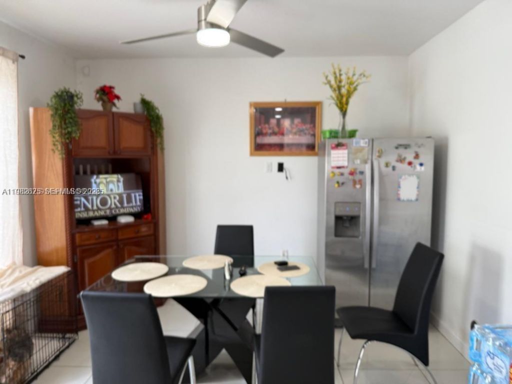 424 NE 194th Ter , Miami, FL 33179 Photo