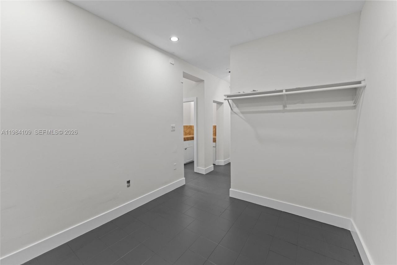 5810 W Flagler St , Unit 5810, Miami, FL 33144 Photo