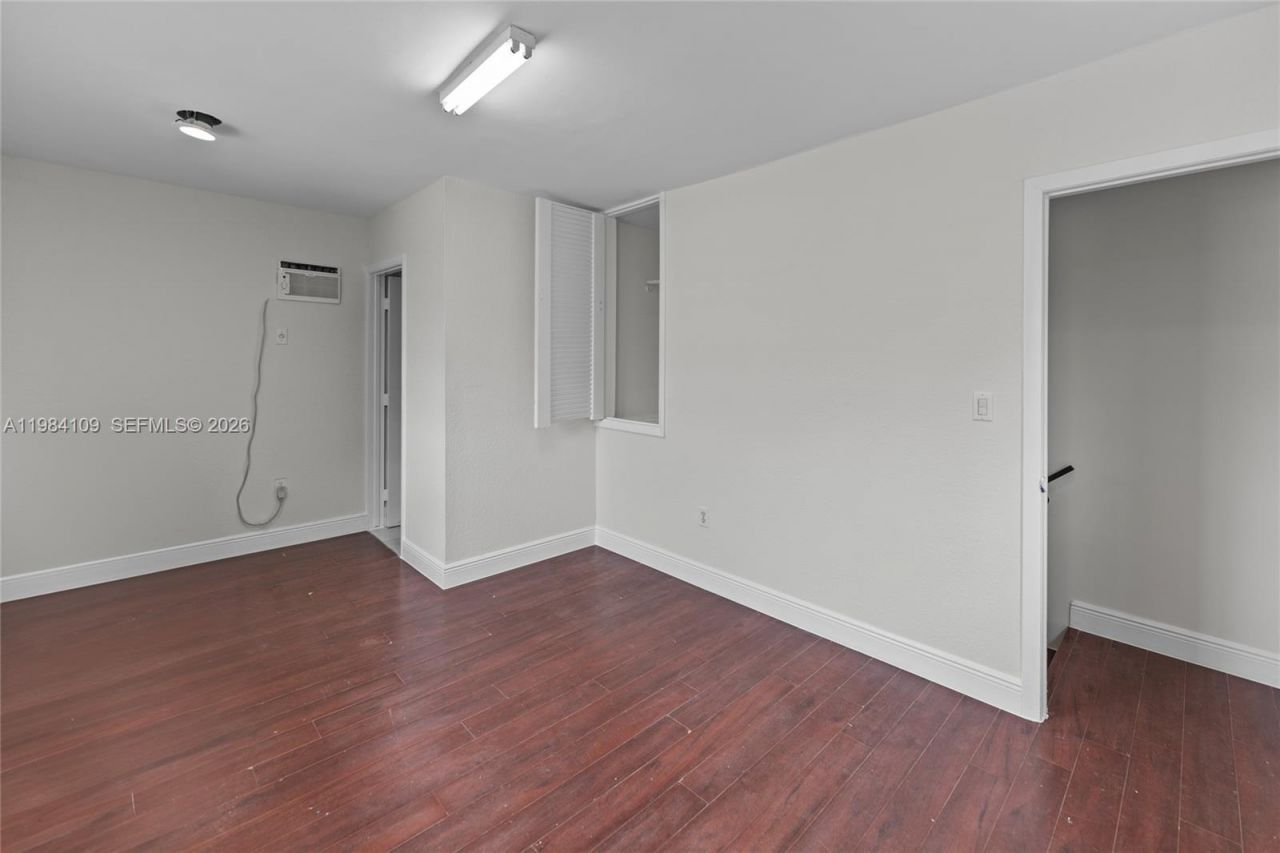 5810 W Flagler St , Unit 5810, Miami, FL 33144 Photo