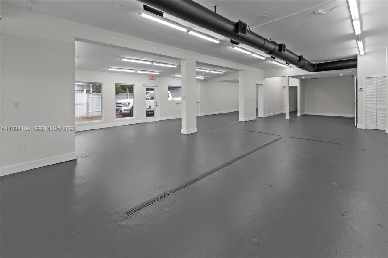 5810 W Flagler St , Unit 5810, Miami, FL 33144 Photo