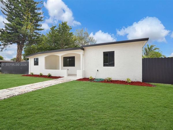 1830 NW 135th St , Miami, FL 33167