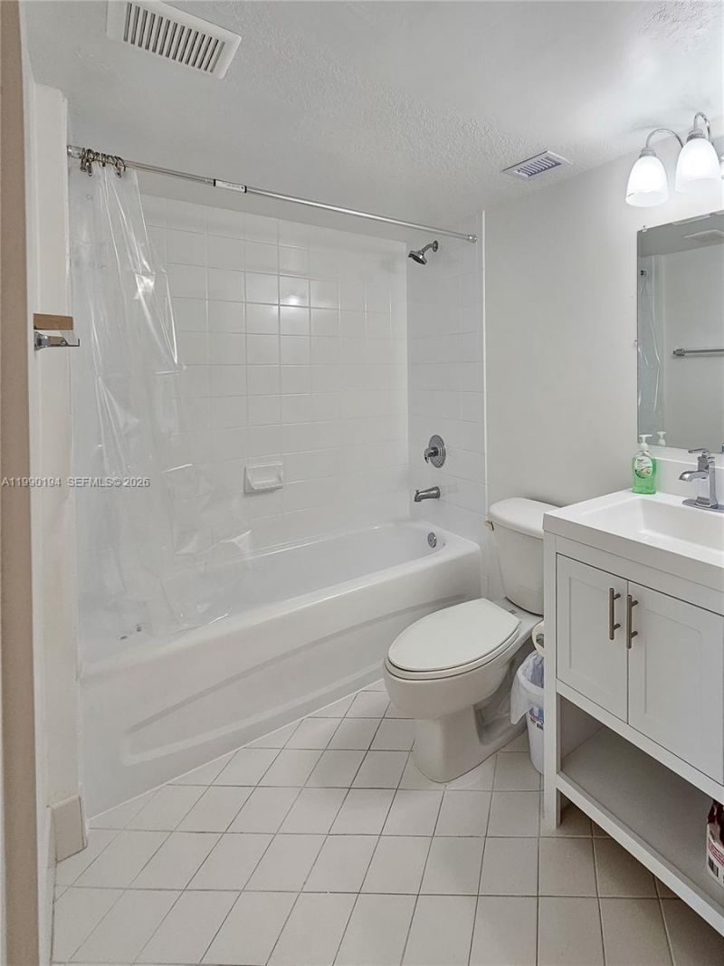 2651 SE 12th Rd , Unit 105, Homestead, FL 33035 Photo