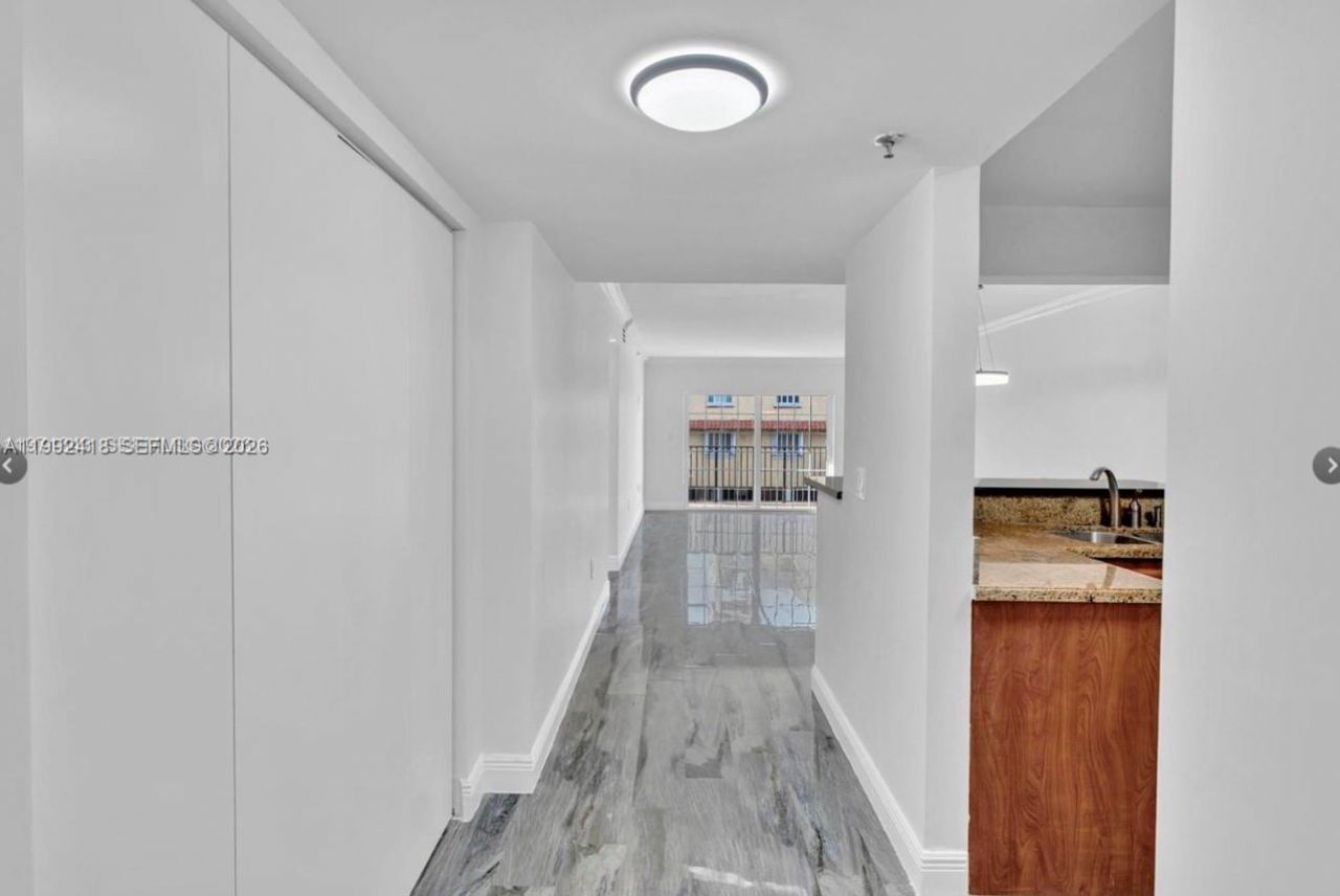8900 Collins Ave , Unit 304, Surfside, FL 33154 Photo