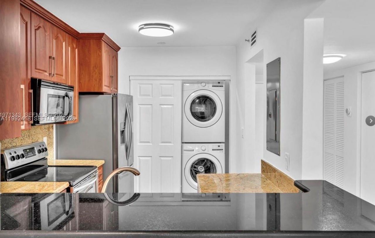 8900 Collins Ave , Unit 304, Surfside, FL 33154 Photo