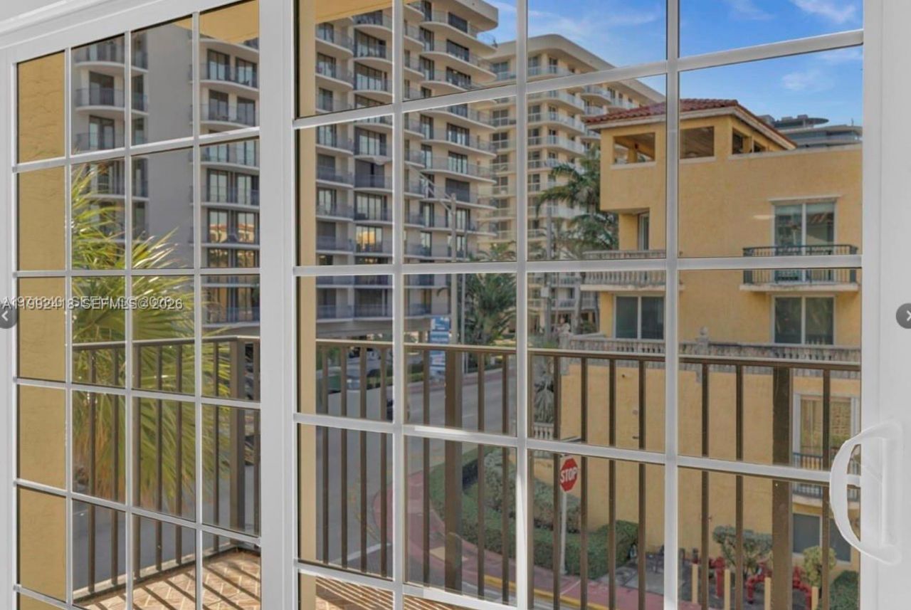 8900 Collins Ave , Unit 304, Surfside, FL 33154 Photo