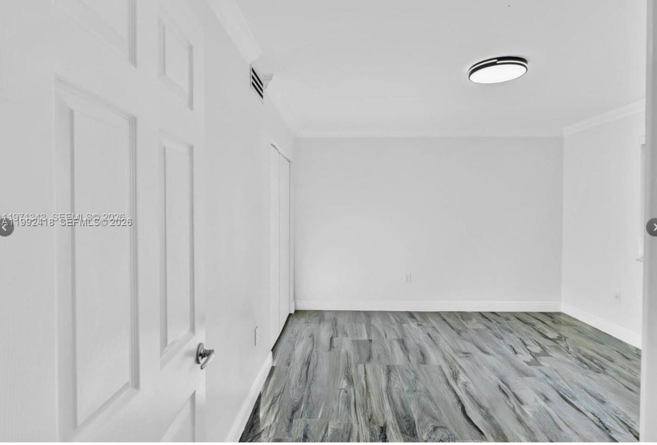 8900 Collins Ave , Unit 304, Surfside, FL 33154 Photo