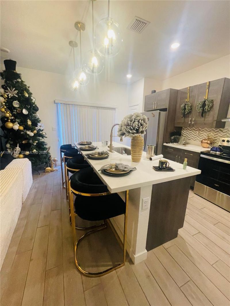 1766 SE 7th Ter , Homestead, FL 33034 Photo